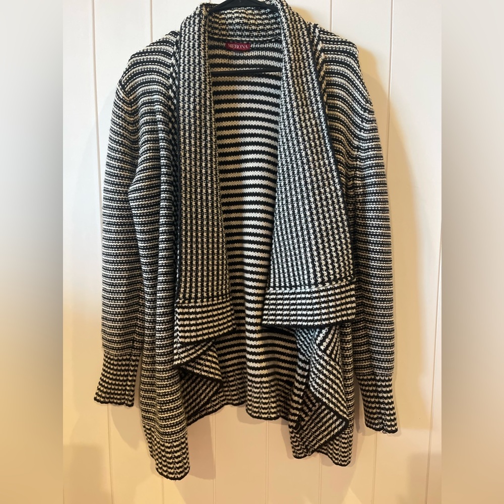 Merona
White Stripe Open Front Shaw Collar Sweater Cardigan